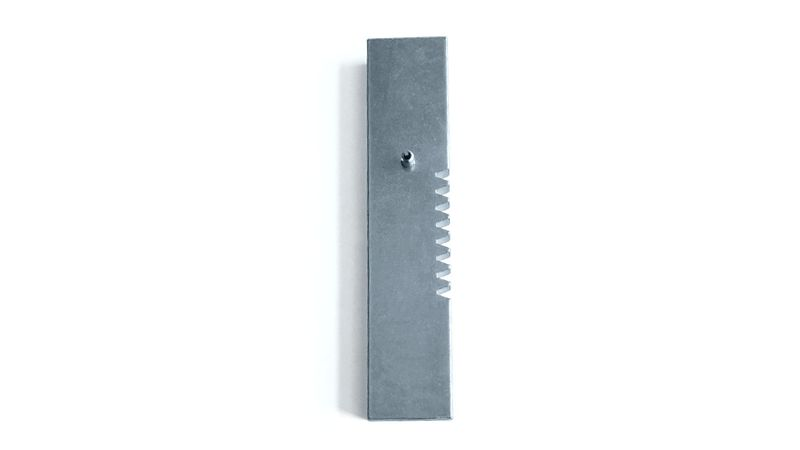 Left Gate Lock Sliding Bolt Rack Galvanized Iron Lock Gear Racks for Automotive Industry Hardware 19511-G
